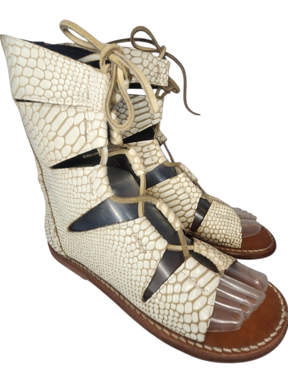 MINT FREEBIRD X STEVEN  CEASAR CROCODILE  BEIGE GLADIATOR WOMEN SANDALS SIZE 8